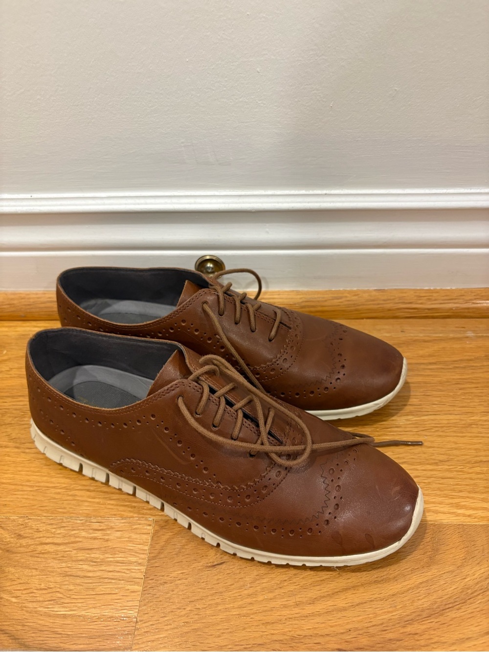 Cole Haan Women's Brown Leather Oxford style Sneaker